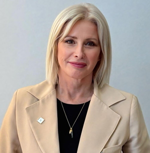 PAQUI CARRASCO GERENTE